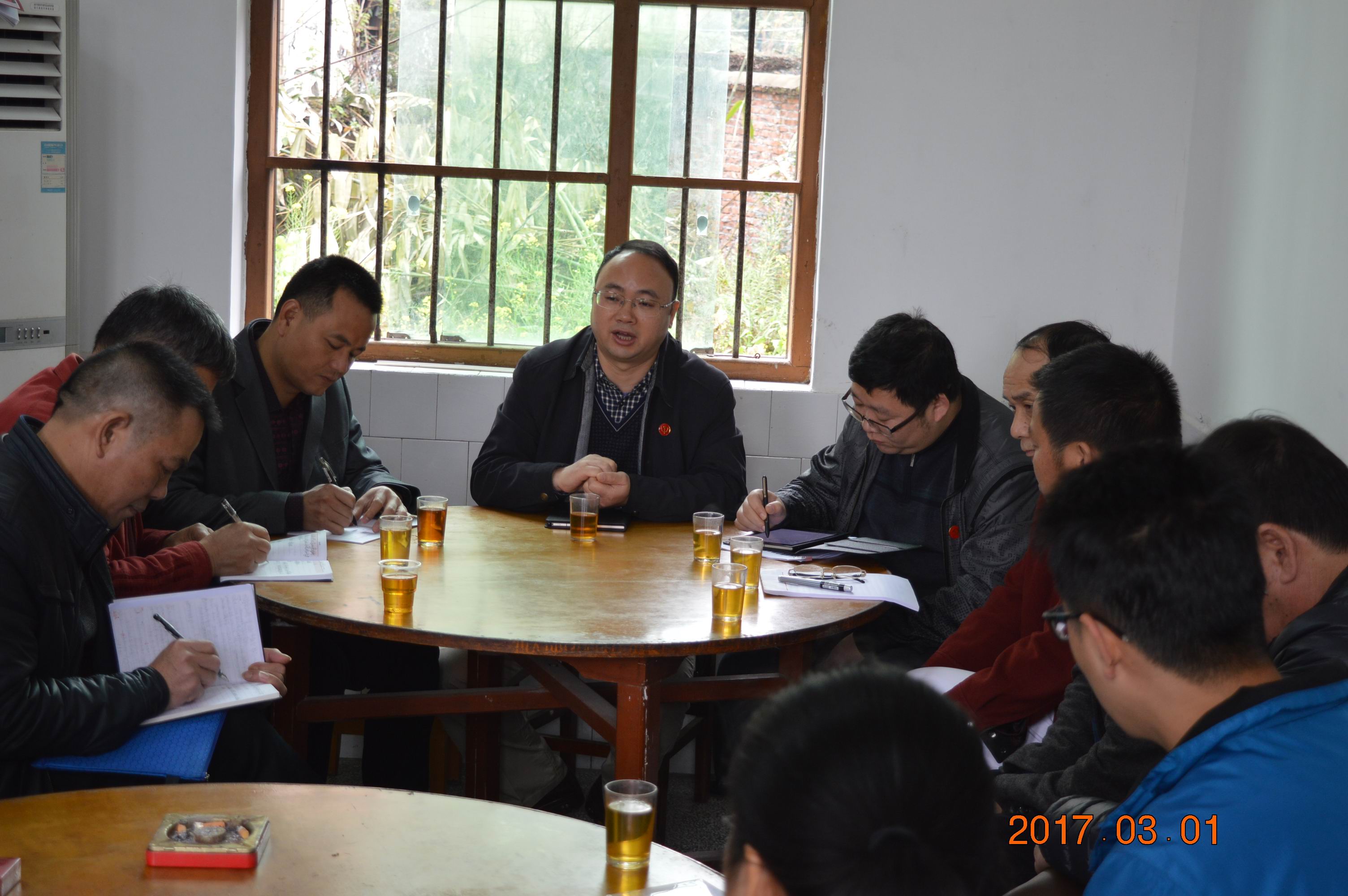 寨岗镇吊尾村有多少人口_迟营镇有多少人口