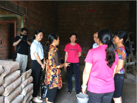 寨岗镇吊尾村有多少人口_迟营镇有多少人口
