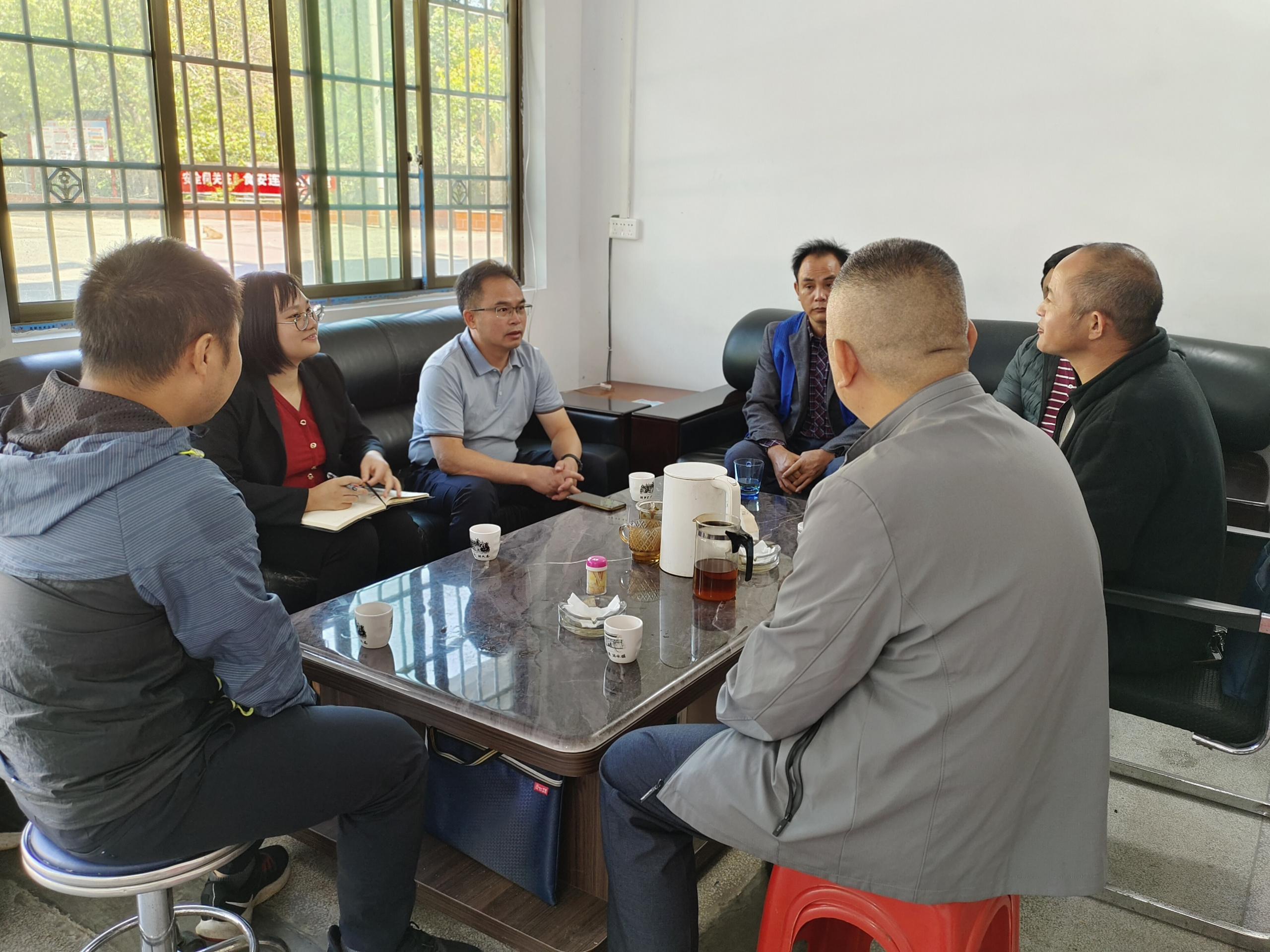 县委常委、组织部长卢元伟到涡水镇指导指导抓党建促乡村振兴、基层治理工作 (2).jpg